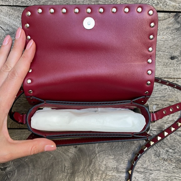 NEW Valentino Rockstud Crossbody Calfskin Bag - Picture 9 of 11